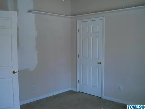 4004 E Stapp Ct, Visalia, CA 93292 photo 14