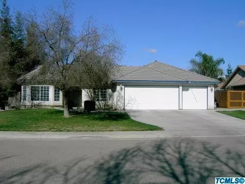 4004 E Stapp Ct, Visalia, CA 93292 photo 1