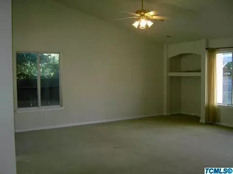 4004 E Stapp Ct, Visalia, CA 93292 photo 8