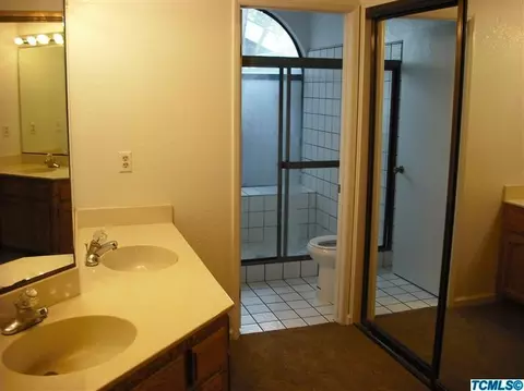 1730 E Vine Ct, Visalia, CA 93292 photo 7