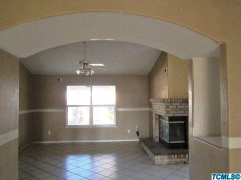 201 E Hollow Way, Dinuba, CA 93618 photo 14