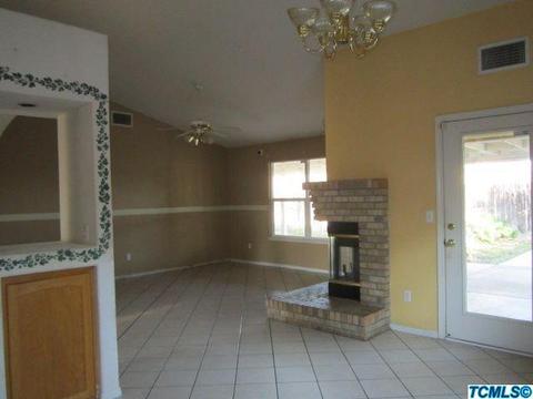 201 E Hollow Way, Dinuba, CA 93618 photo 16