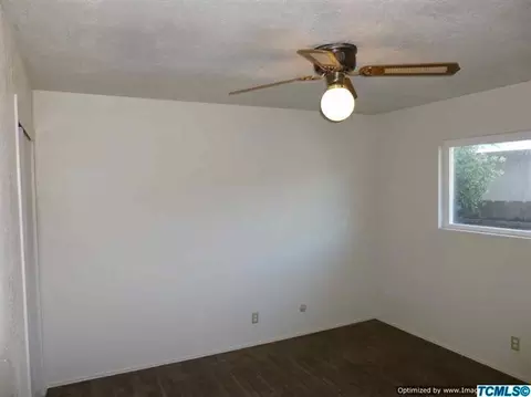 2332 E Howard Ave, Visalia, CA 93292 photo 11