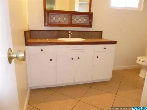 2332 E Howard Ave, Visalia, CA 93292 photo 13