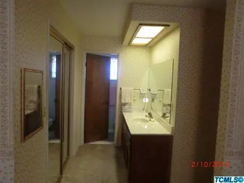 2404 E Tulare Ave, Visalia, CA 93292 photo 10