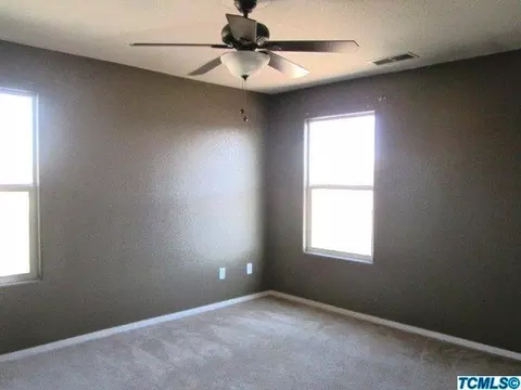 236 S Sol Ct, Visalia, CA 93292 photo 22