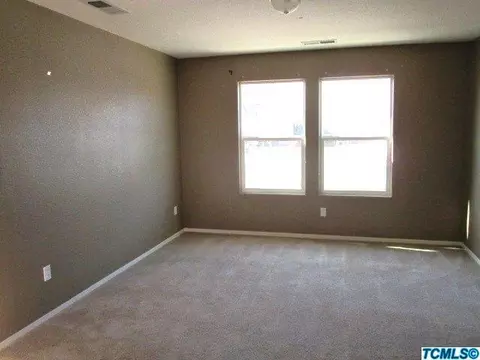 236 S Sol Ct, Visalia, CA 93292 photo 20