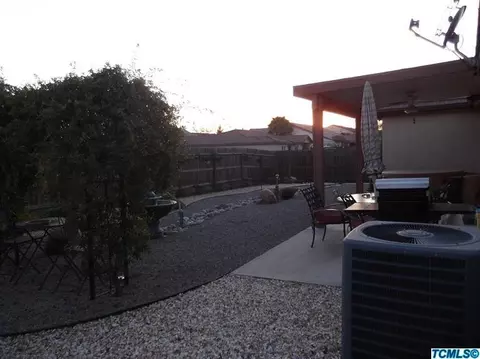 4103 E Hillcrest Ave, Visalia, CA 93292 photo 21