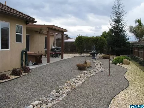4103 E Hillcrest Ave, Visalia, CA 93292 photo 23