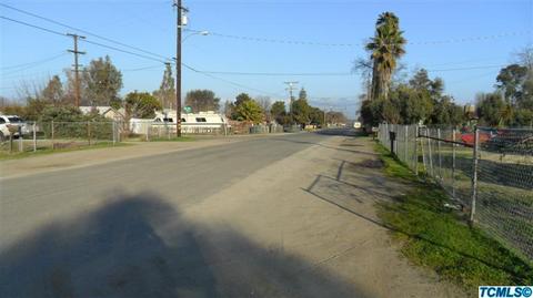 15775 Beechwood Ave, Ivanhoe, CA 93235 photo 8
