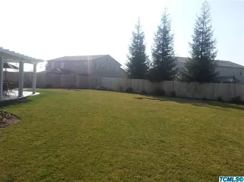 4024 E Vassar Ct, Visalia, CA 93292 photo 4