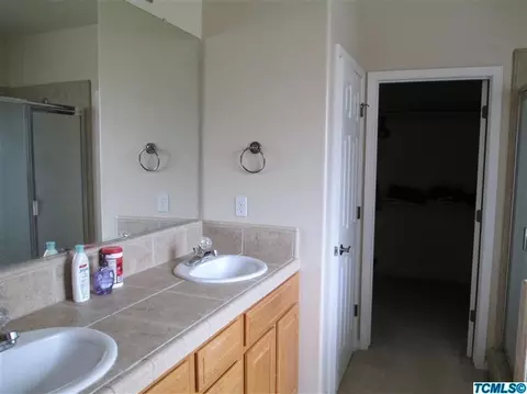2018 E La Vida Ave, Visalia, CA 93292 photo 12