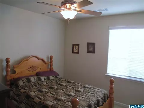 2018 E La Vida Ave, Visalia, CA 93292 photo 15