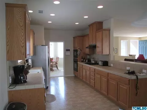 2018 E La Vida Ave, Visalia, CA 93292 photo 7
