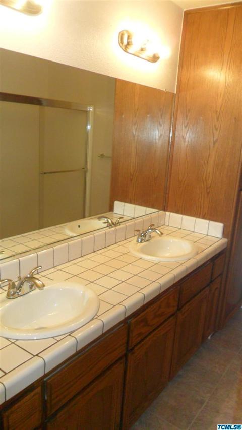 25241 7th Ave, Corcoran, CA 93212 photo 5