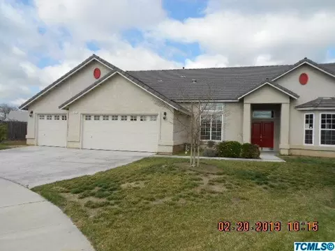 819 S Mckenna Ave, Kerman, CA 93630 photo 2