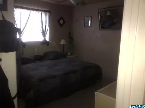 965 E Park Way, Dinuba, CA 93618 photo 4
