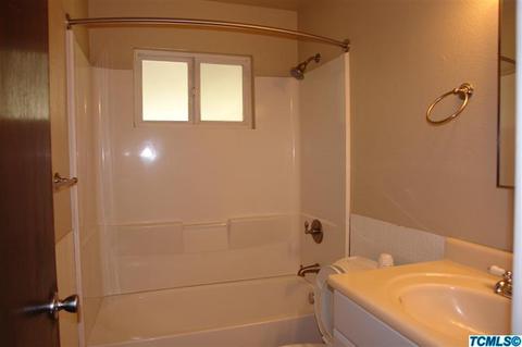 1971 E Park Way, Dinuba, CA 93618 photo 4