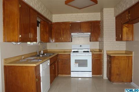 1971 E Park Way, Dinuba, CA 93618 photo 3