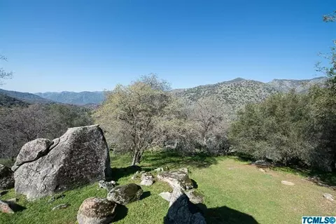 45220 Hammond Dr, Three Rivers, CA 93271 photo 23