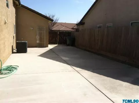 2347 N Carson Ct, Visalia, CA 93291 photo 20