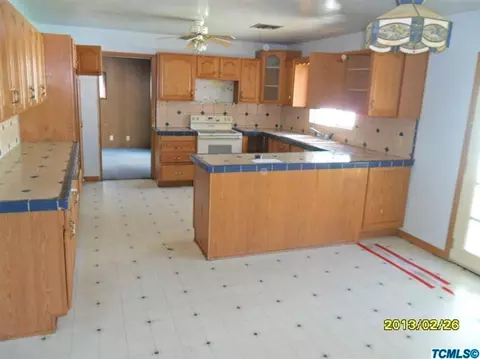 304 Harvard Ave, Coalinga, CA 93210 photo 5