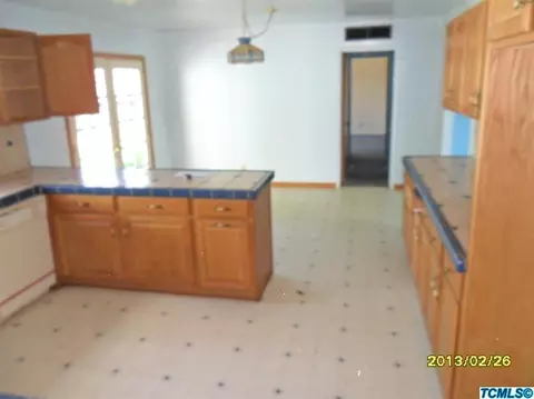 304 Harvard Ave, Coalinga, CA 93210 photo 6