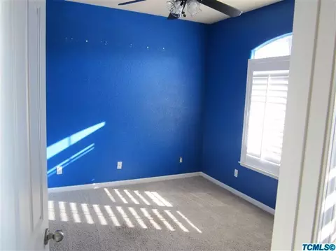2018 E Levin Ave, Tulare, CA 93274 photo 7