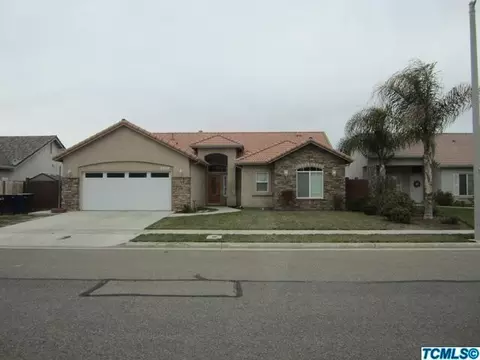 2018 E Levin Ave, Tulare, CA 93274 photo 1