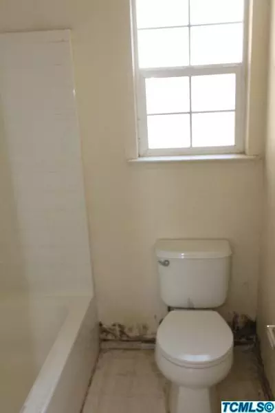 415 Tucker Ave, Sanger, CA 93657 photo 9