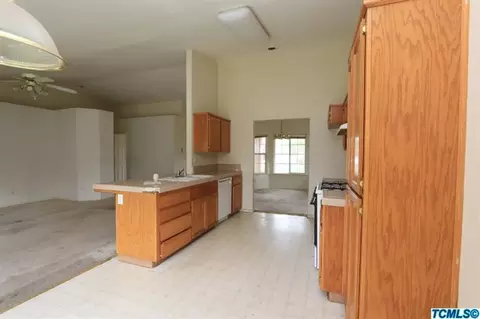 415 Tucker Ave, Sanger, CA 93657 photo 6