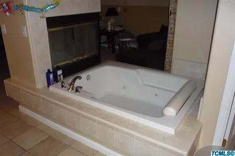 1639 E Victor Ave, Visalia, CA 93292 photo 9