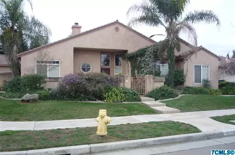 1639 E Victor Ave, Visalia, CA 93292 photo 1