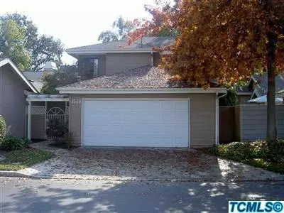 1519 E Vassar Dr, Visalia, CA 93292 photo 1