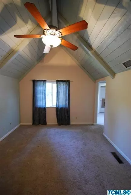 3024 E Grove Ave, Visalia, CA 93292 photo 12