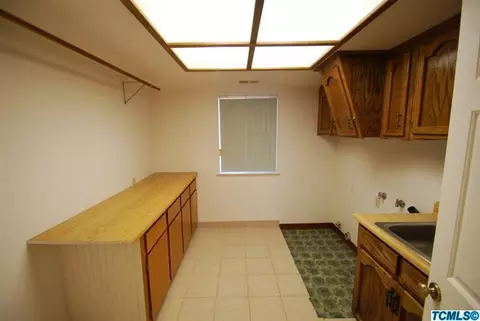 3024 E Grove Ave, Visalia, CA 93292 photo 17