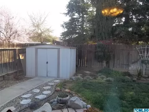 307 Patricia Ave, Exeter, CA 93221 photo 8