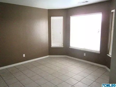 320 S Summit Dr, Visalia, CA 93292 photo 13
