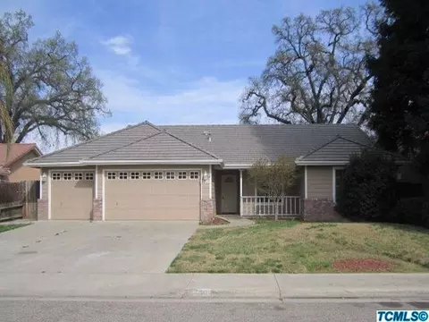 320 S Summit Dr, Visalia, CA 93292 photo 1