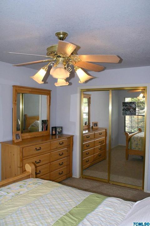 2523 E Hillcrest Ct, Visalia, CA 93292 photo 22