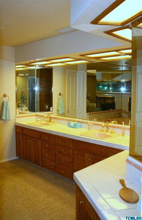 2523 E Hillcrest Ct, Visalia, CA 93292 photo 29