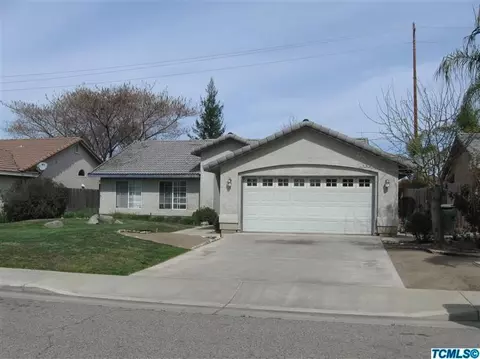 524 E Conway Ct, Visalia, CA 93292 photo 1