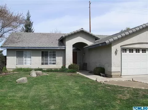 524 E Conway Ct, Visalia, CA 93292 photo 3
