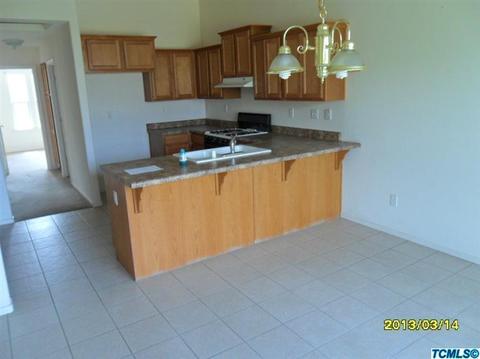 1959 E Cherry Ln, Reedley, CA 93654 photo 4