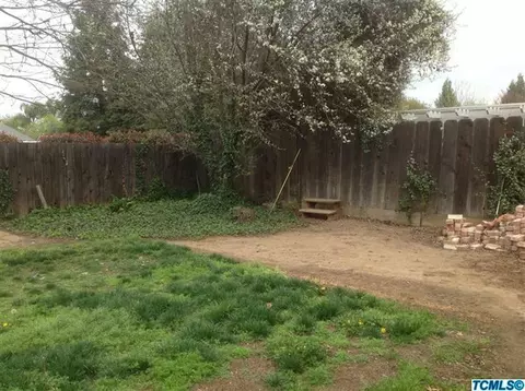 593 Vine, Exeter, CA 93221 photo 15