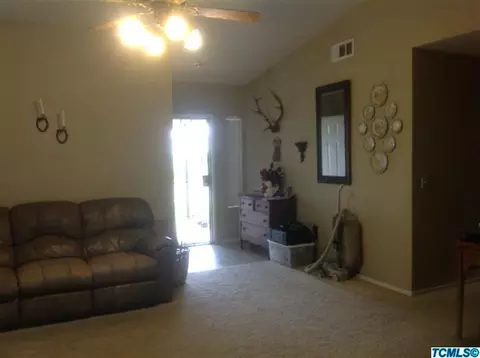 593 Vine, Exeter, CA 93221 photo 13