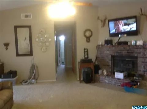 593 Vine, Exeter, CA 93221 photo 14