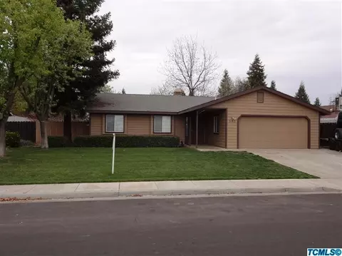 593 Vine, Exeter, CA 93221 photo 2
