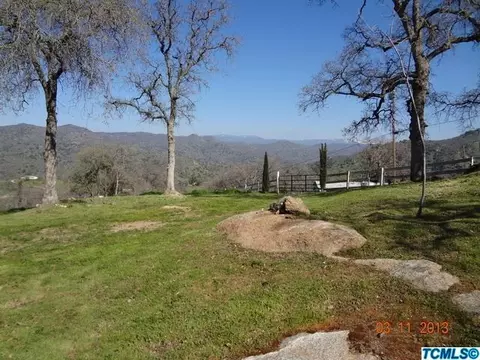 35669 Arrowhead Ln, Squaw Valley, CA 93675 photo 3