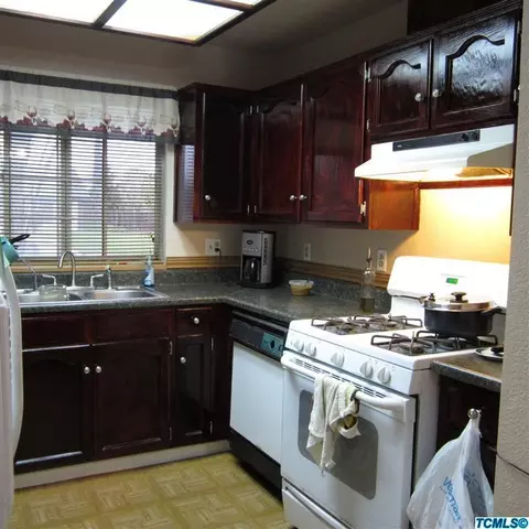 1910 Kimberly Ave, Dinuba, CA 93618 photo 4